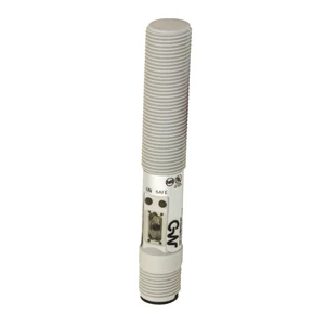 C12P/00-3E Kapacitív érzékelő, árnyékolt, PNP/NPN NO+NC 8 mm műanyag, M12 csatlakozó