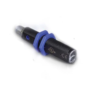 Datalogic M18 prizmás optikai érzékelő polarizált, Műanyag ház, M12 csatl., Sn: 0.1…4 m, NPN / PNP IO-LINK Piros LED S5N-PA-5-B01-OZ