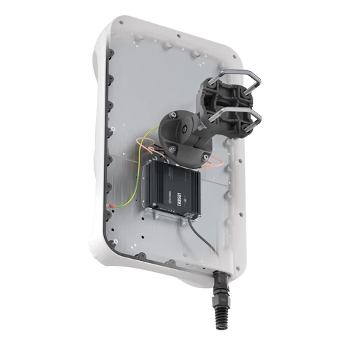 QuMax Kültéri Antenna és Tokozat TRB501 5G Gatewayhez, A501M